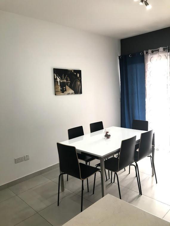 Luqa Apartment - 5 Mins From Airport Exterior foto